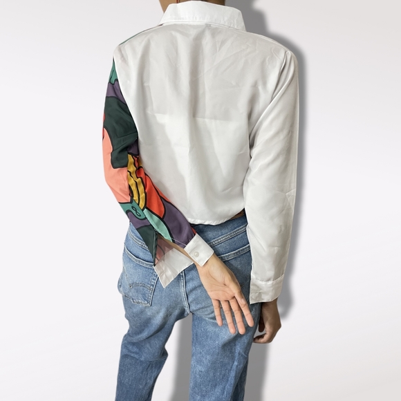 Vero Moda Top with one side printed. - Picture 3 of 7